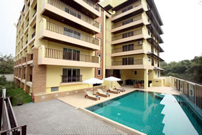 Jomtien Beach Residence pool